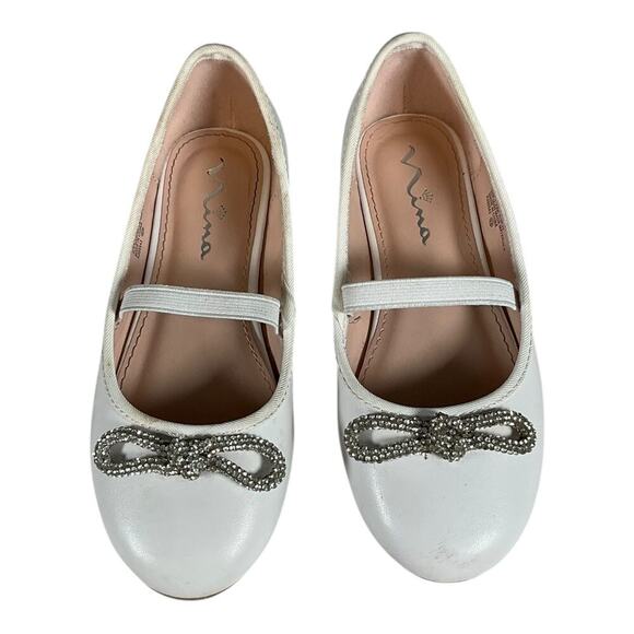 NINA Big Kids Size 12 White Silver Bow Mary Jane Dress Shoe Used Dress Up - Picture 4 of 8